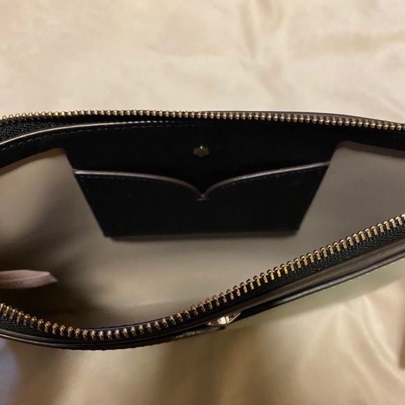 Kate spade wristlet - Picture 3 of 3